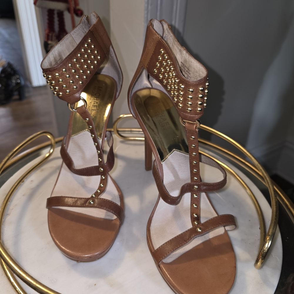 Michael Kors Tan Heels with Gold Studs